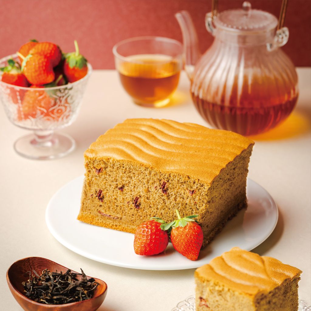 【期間限定】【万華天神橋本店受取予約】苺東方美人カステラ（ハーフ）【お1人様1注文1個限り】